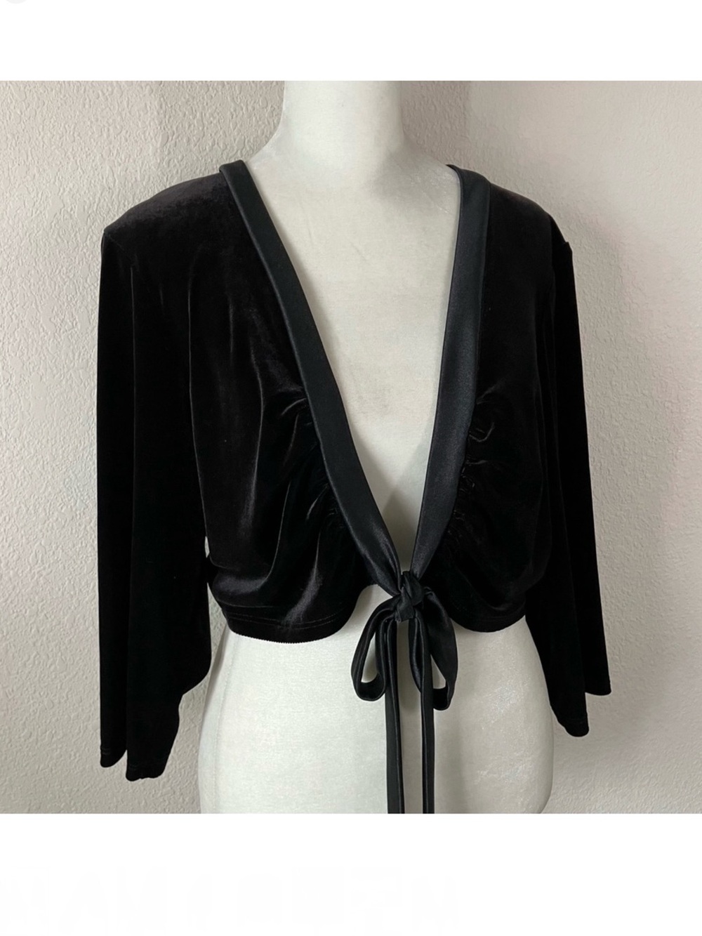 VINTAGE Bolero Shrug L Velvet Satin Tie 90S Y2K Whimsigoth Grunge Witchy Black